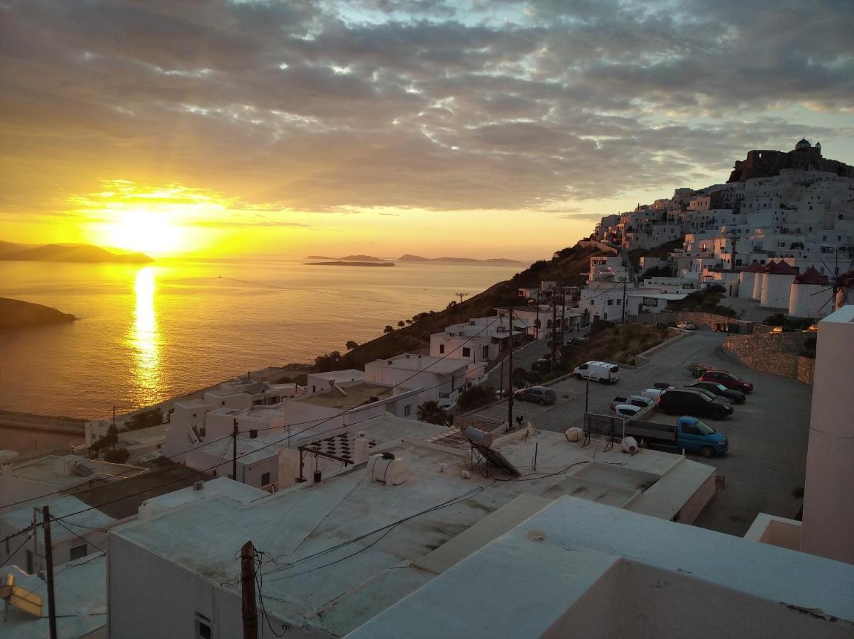 Θέαστρον - Theastron House With Great View In Chora Apartment Pera Gyalos Екстериор снимка