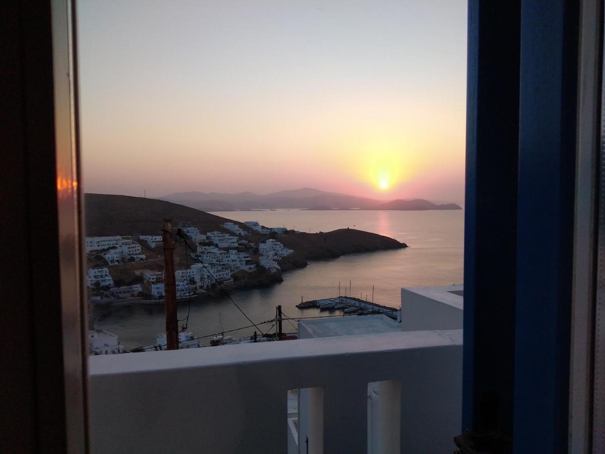 Θέαστρον - Theastron House With Great View In Chora Apartment Pera Gyalos Екстериор снимка