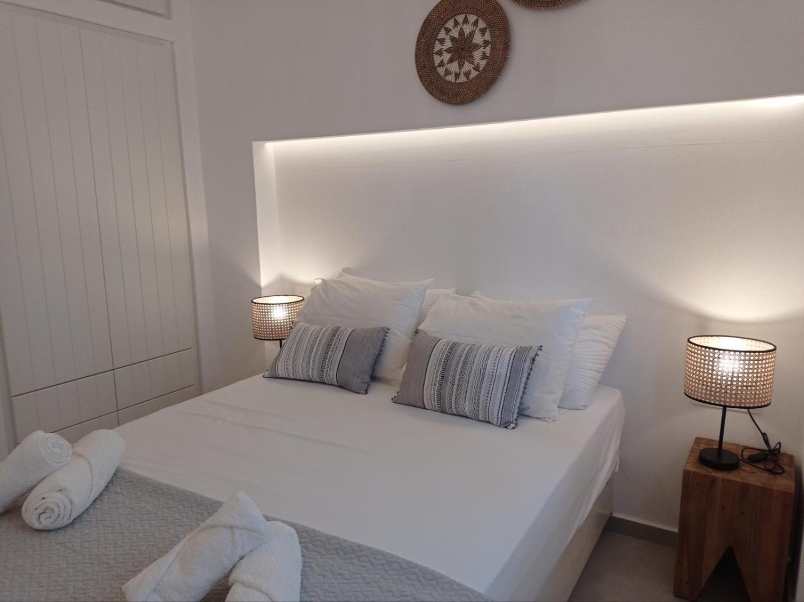 Θέαστρον - Theastron House With Great View In Chora Apartment Pera Gyalos Екстериор снимка