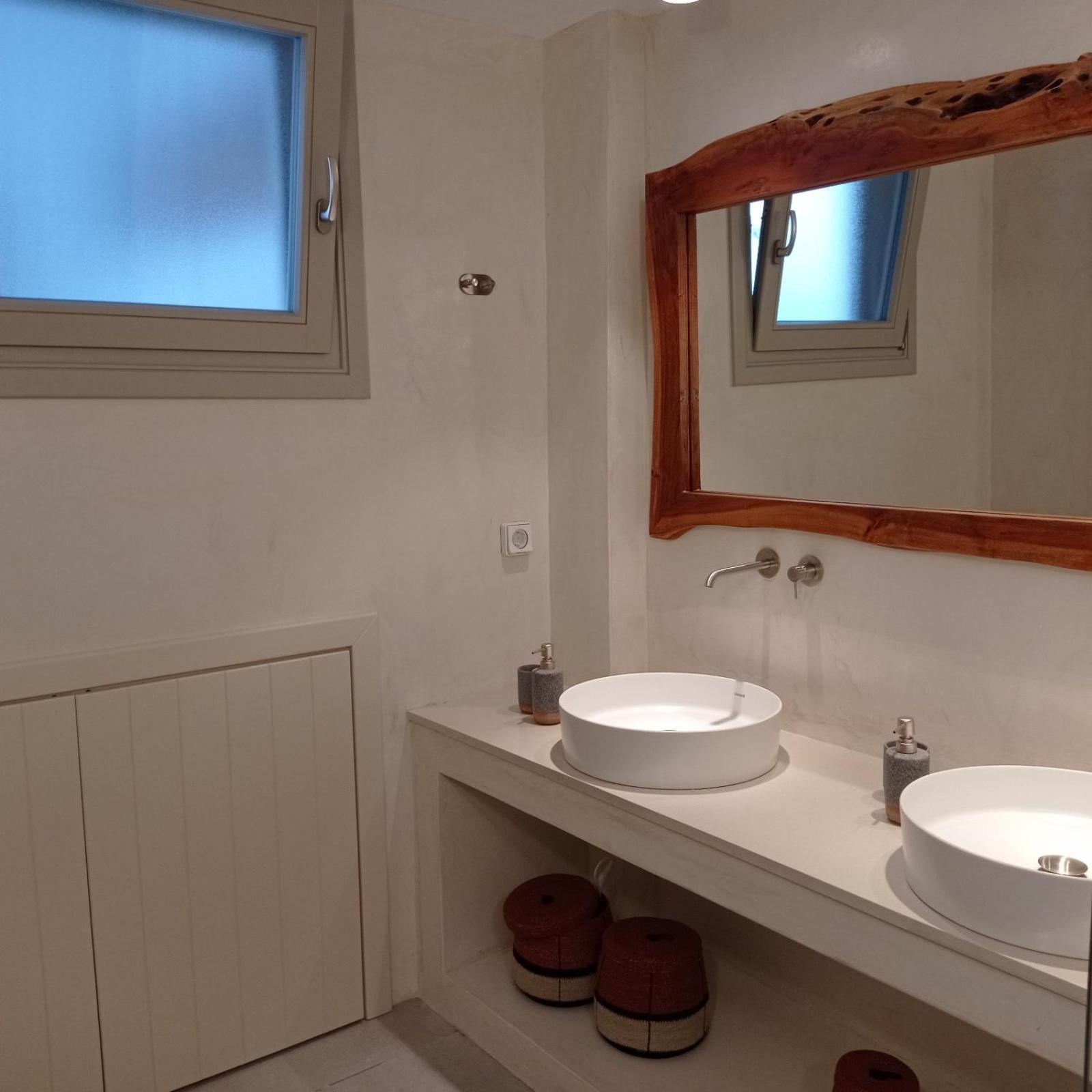 Θέαστρον - Theastron House With Great View In Chora Apartment Pera Gyalos Екстериор снимка