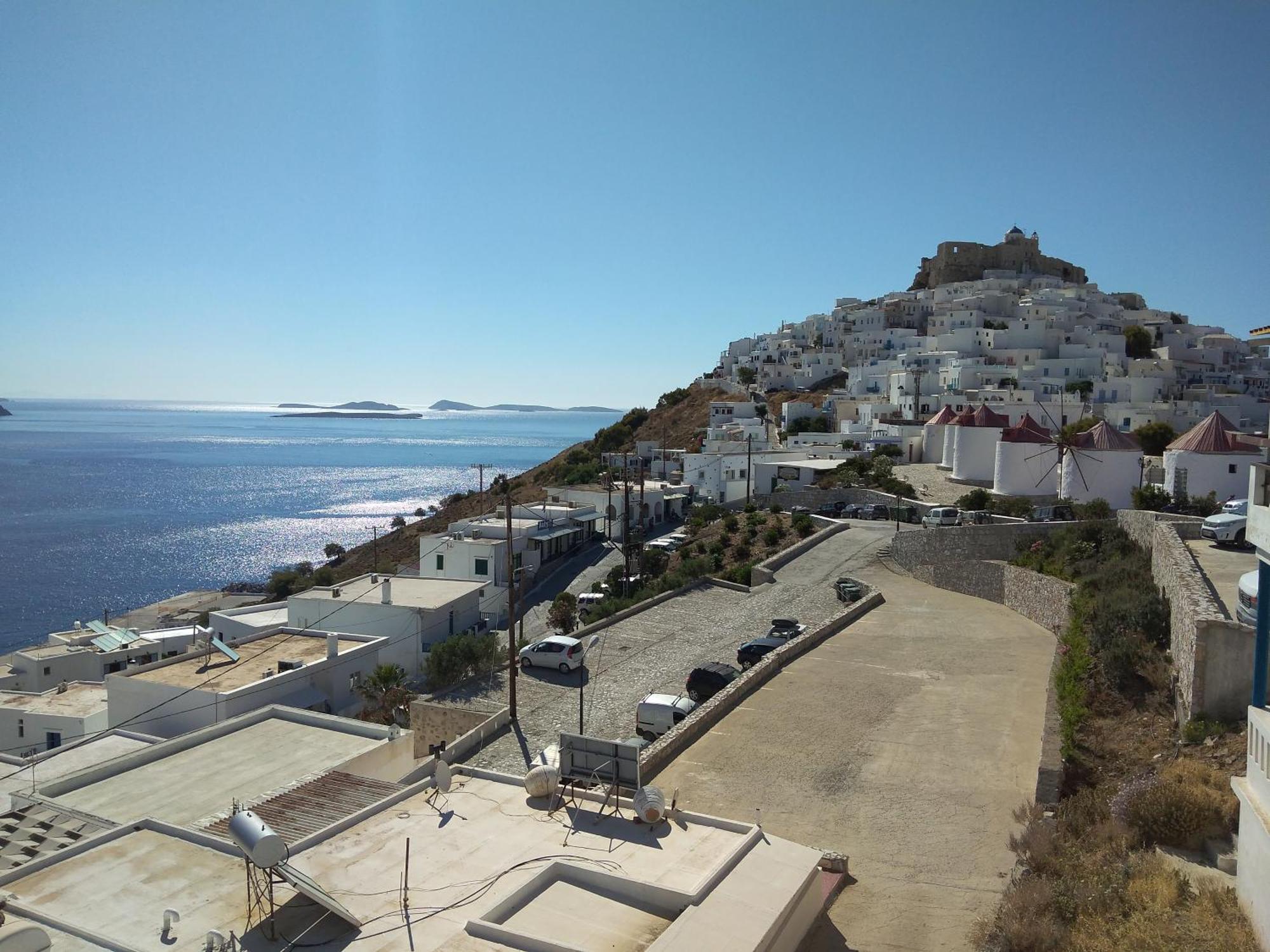 Θέαστρον - Theastron House With Great View In Chora Apartment Pera Gyalos Екстериор снимка